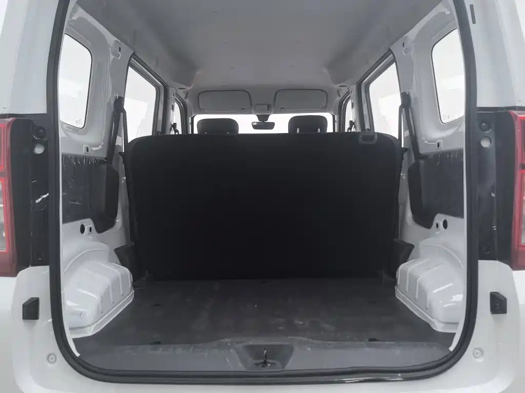 Wuling Zhiguang EV — миниатюра 16