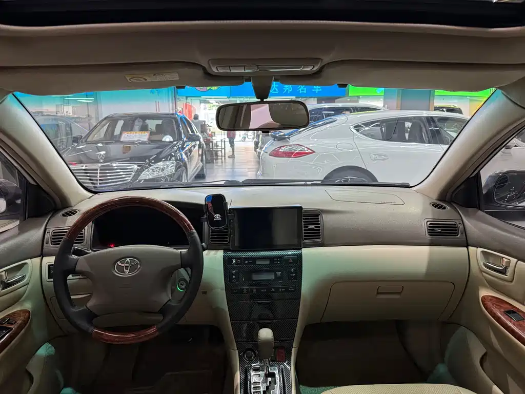 Toyota Corolla — миниатюра 9