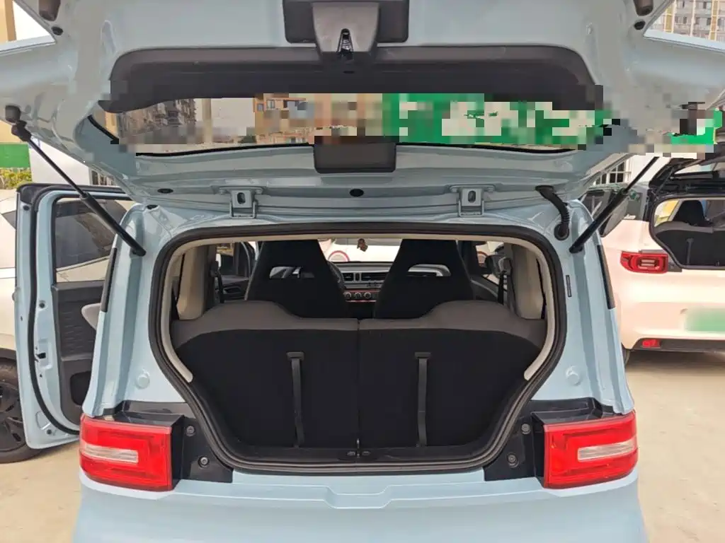 Wuling MINIEV — миниатюра 19