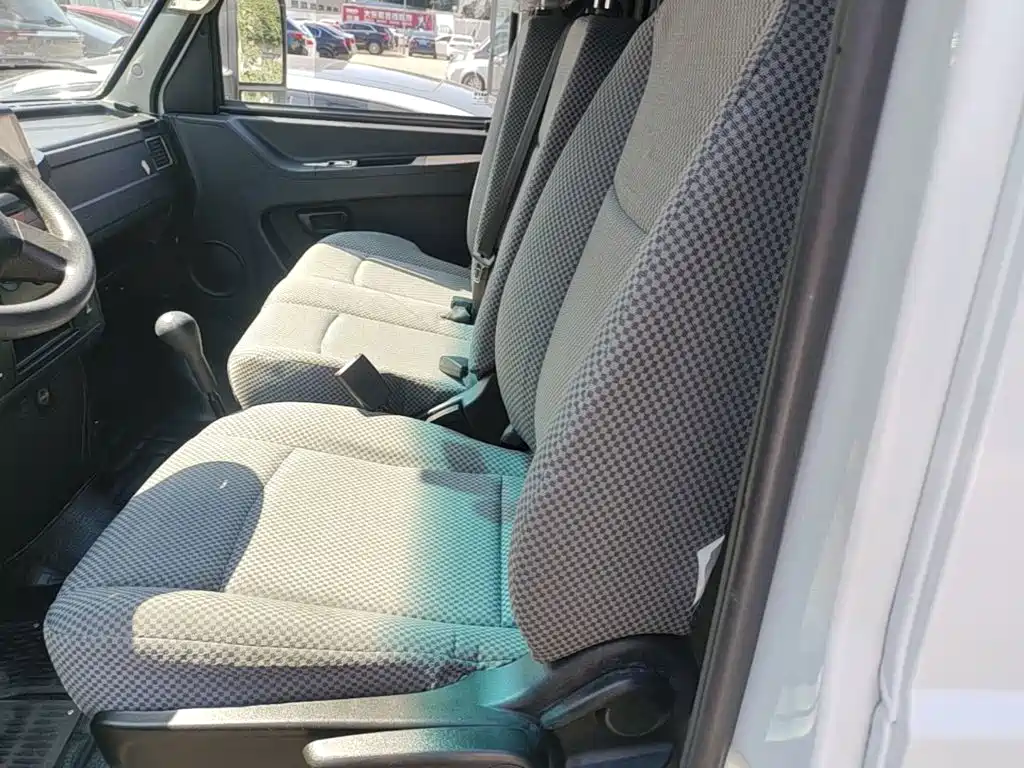 IVECO Daily — миниатюра 15