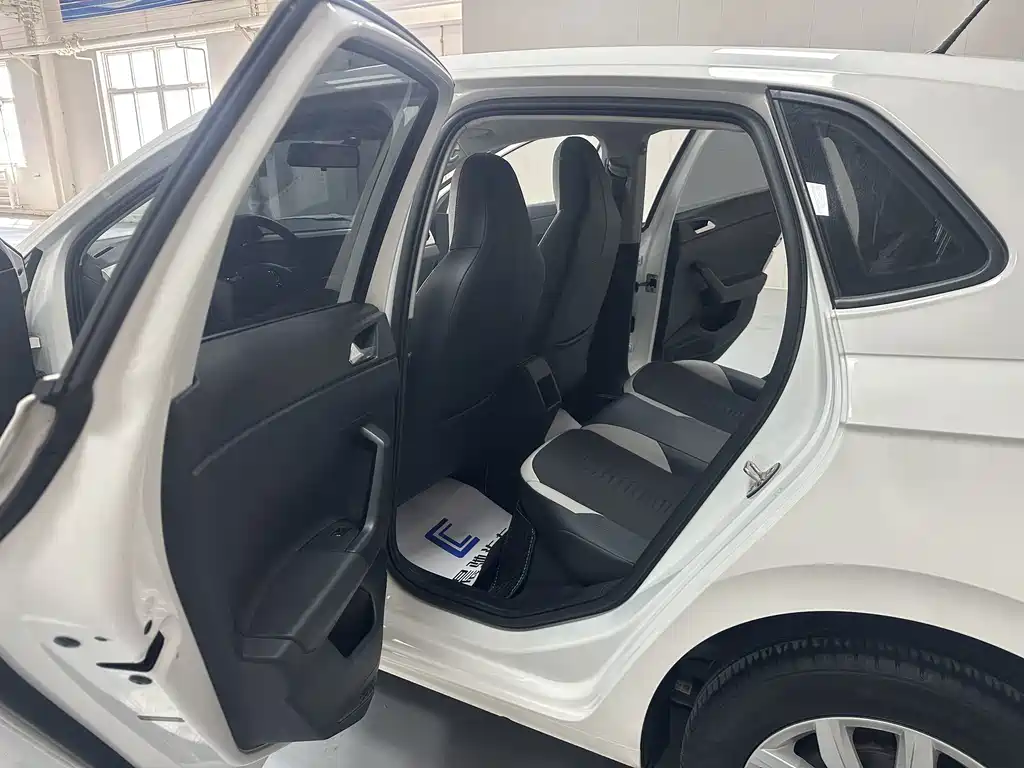 Volkswagen Polo — миниатюра 11