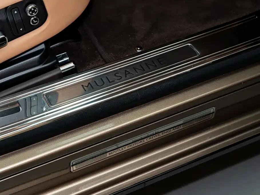 Bentley Mulsanne — миниатюра 22