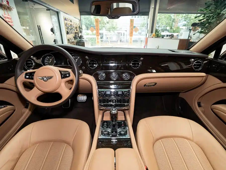 Bentley Mulsanne — миниатюра 7