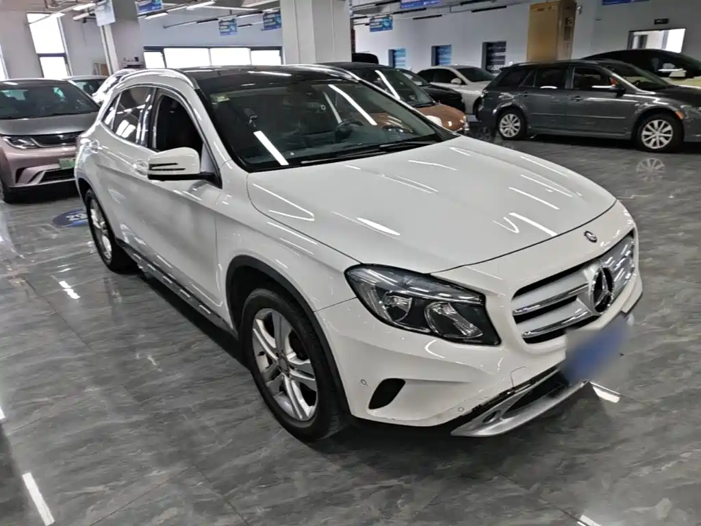 Mercedes-Benz GLA — миниатюра 4
