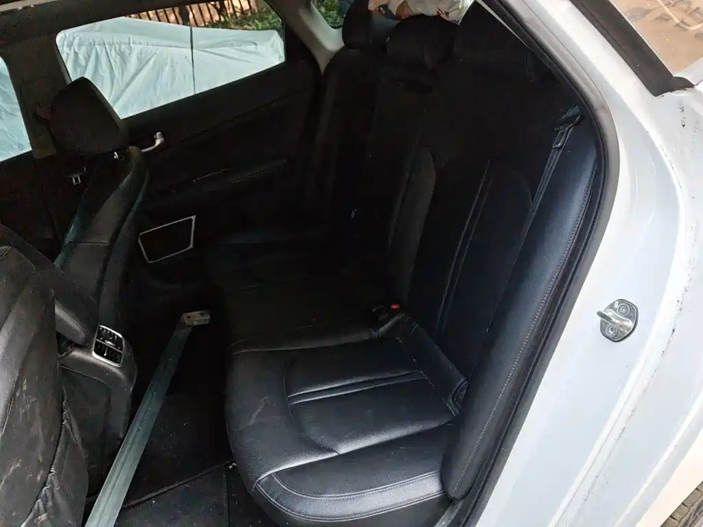 Kia K5 — миниатюра 18