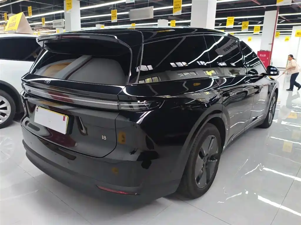 Li Auto i8 2025 Standard