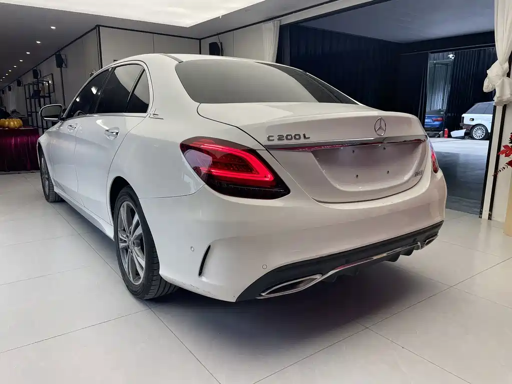 Mercedes-Benz C-Class — миниатюра 19