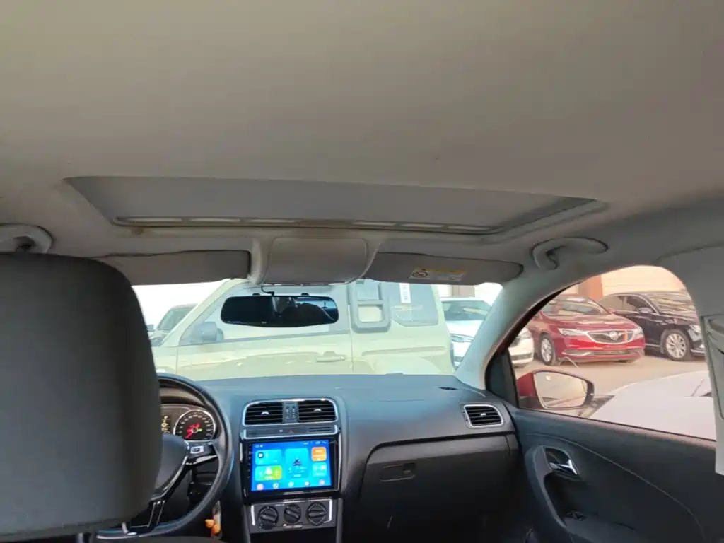 Volkswagen Polo — миниатюра 18
