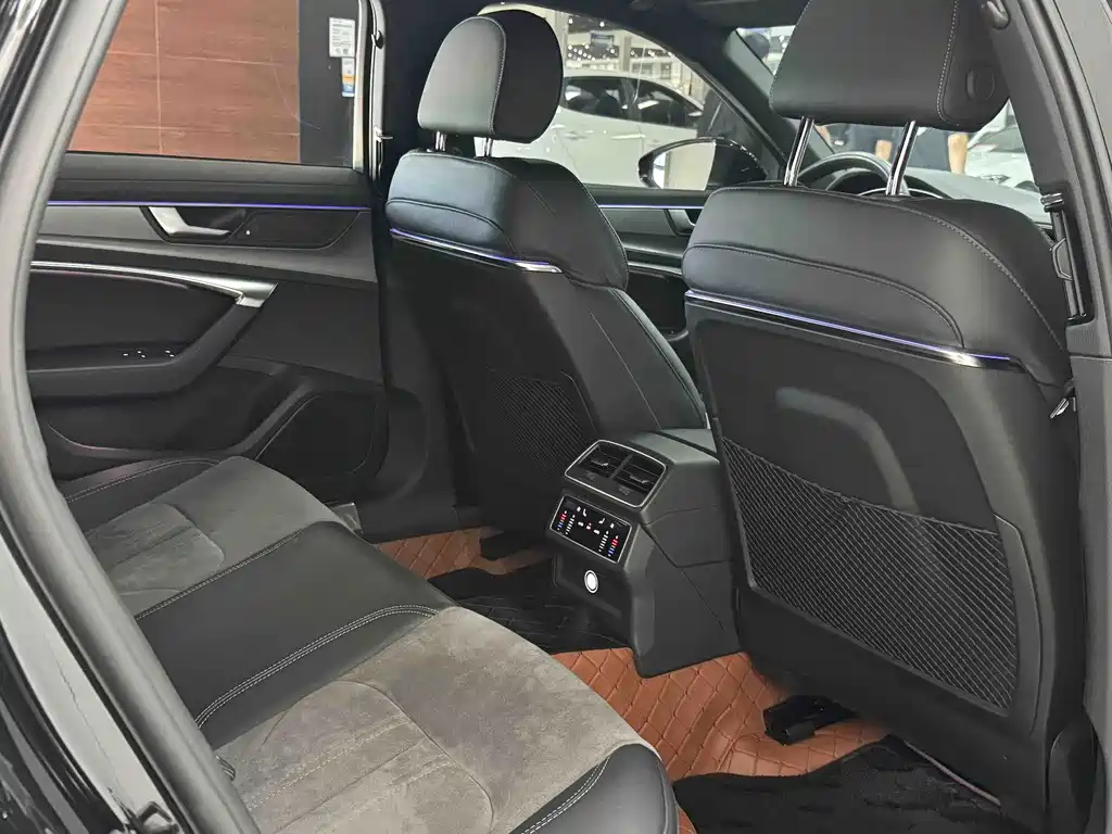 Audi A6L — миниатюра 7