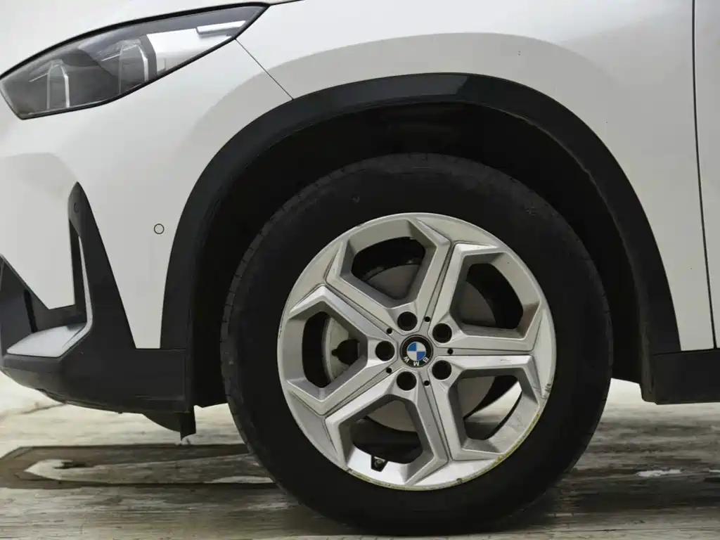 BMW X1 2023 sDrive20Li X