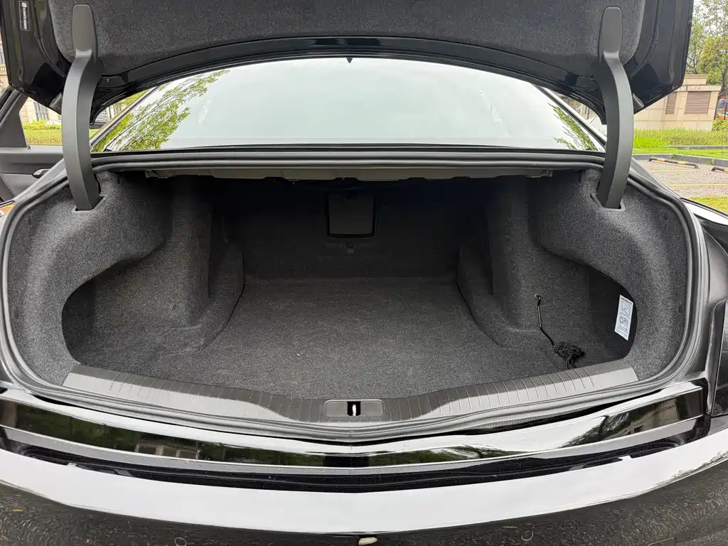 Cadillac CT6 — миниатюра 23