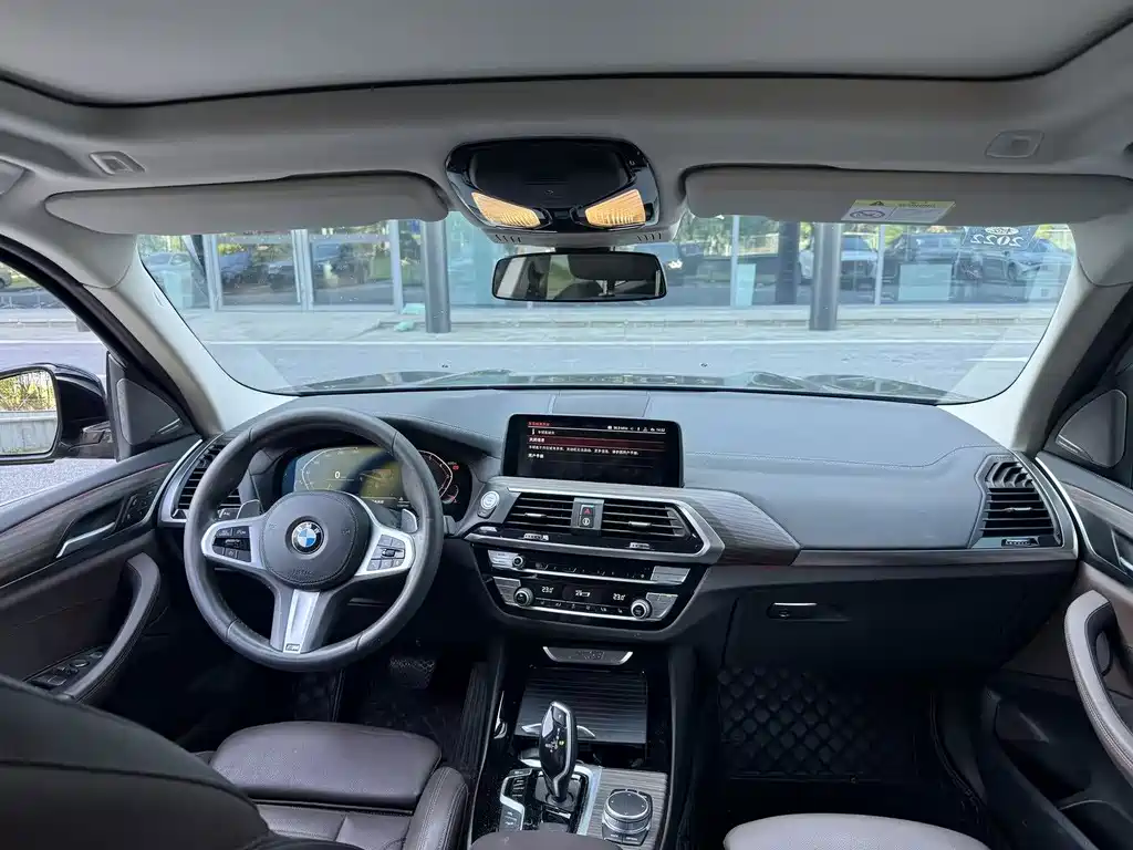BMW X3 — миниатюра 10