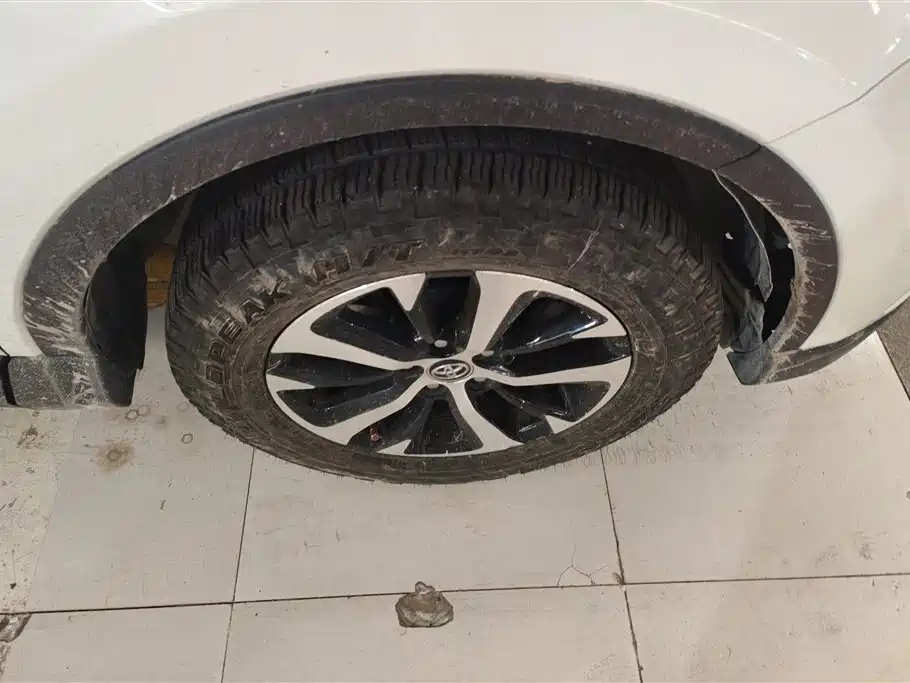 TOYOTA RAV4 RONGFANG