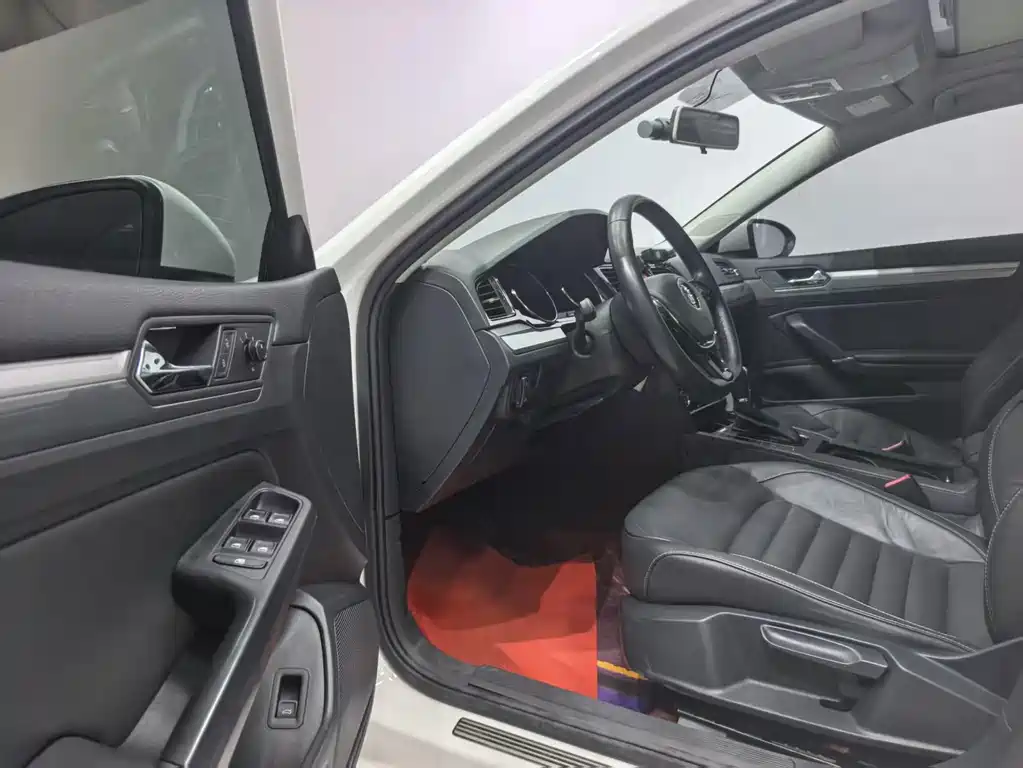 Volkswagen Lamando — миниатюра 8