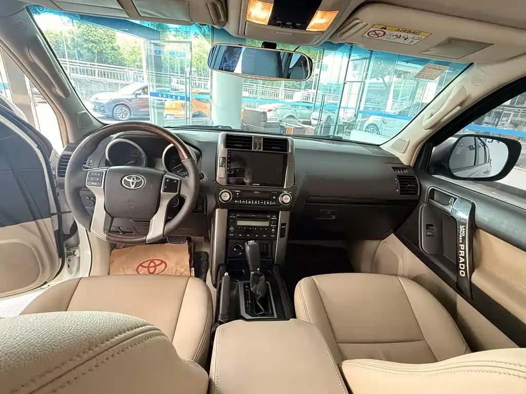 Toyota Land Cruiser Prado 2012 2.7L