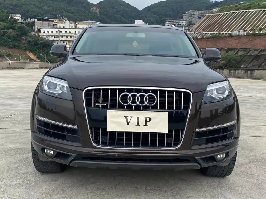 Audi Q7 — миниатюра 2