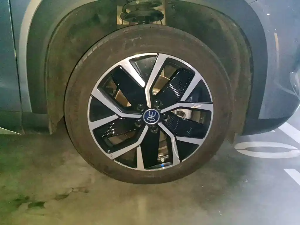 BYD L DM-i — миниатюра 8