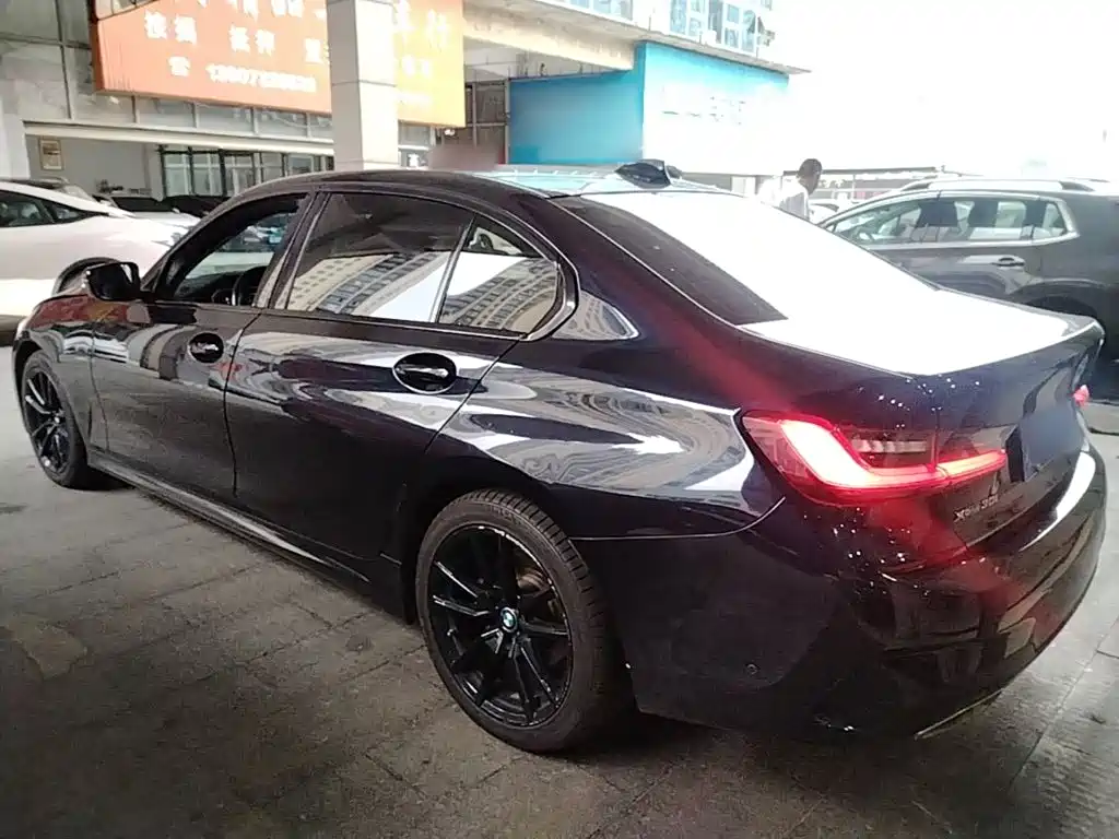 BMW 3 Series — миниатюра 5
