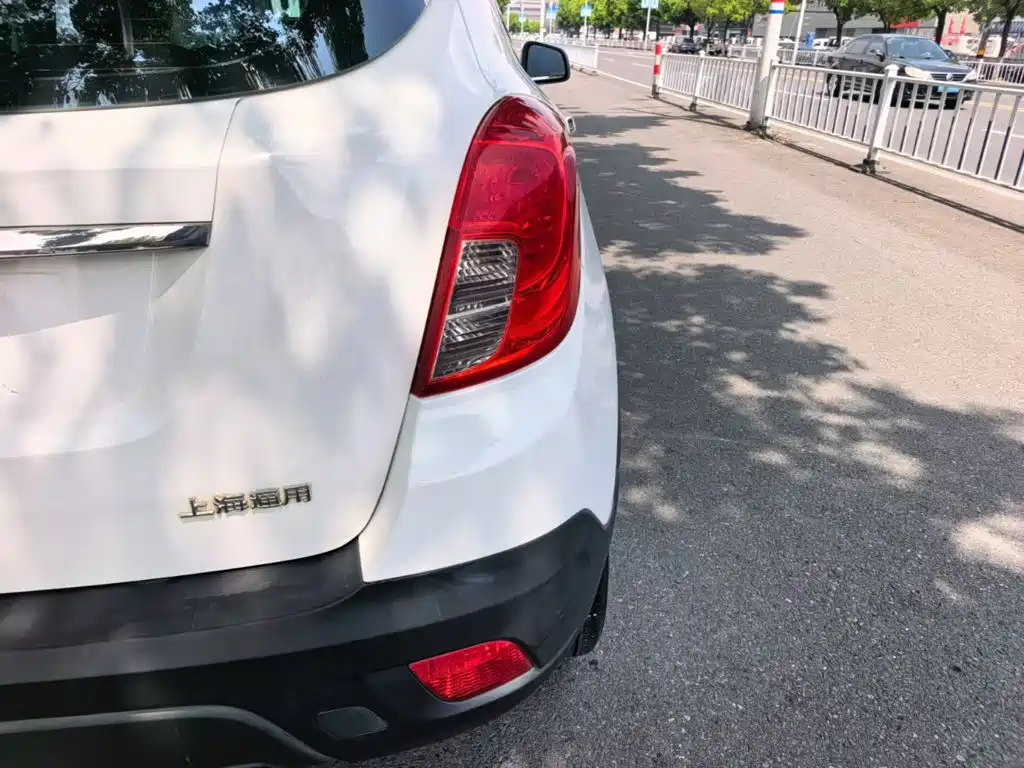 Buick Encore — миниатюра 8