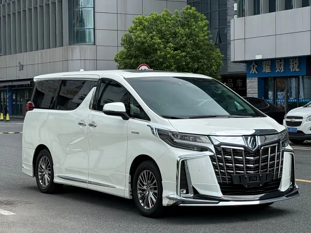 Toyota Alphard Hybrid 2.5L Premium Edition, фото 2