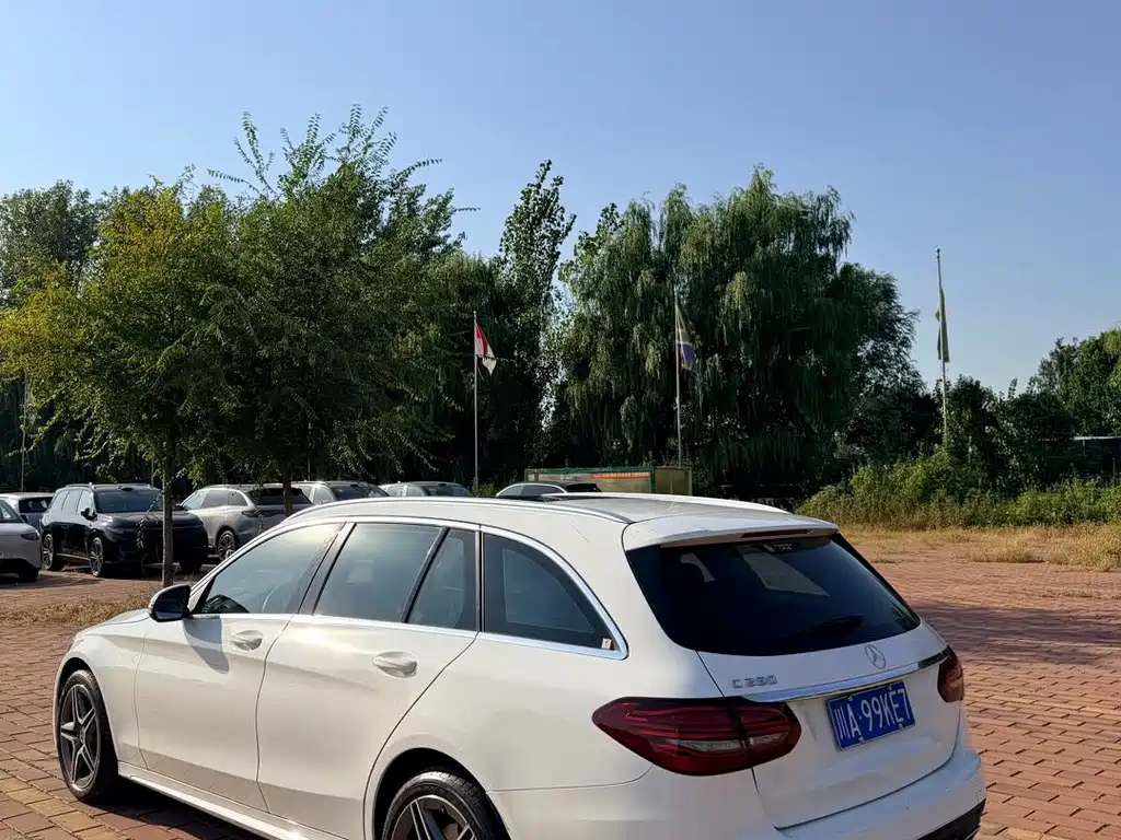 Mercedes-Benz C-Class (Import) — миниатюра 7