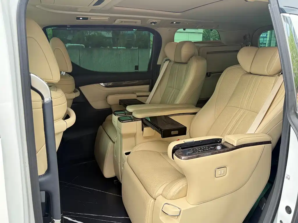 Toyota Alphard Hybrid 2.5L Premium Edition, фото 12