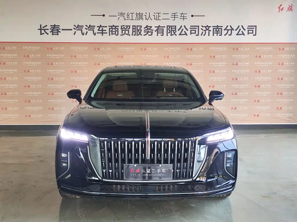 Hongqi H9 2025 2.0T Luxury 5 мест