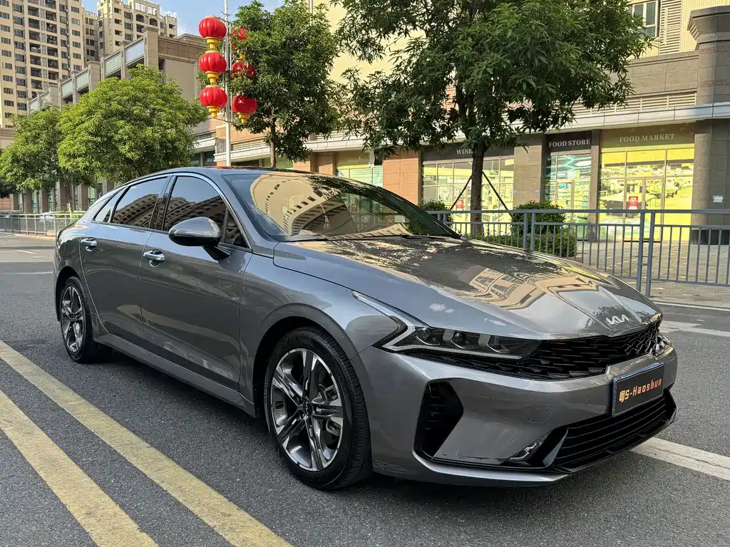 Kia K5 — миниатюра 3