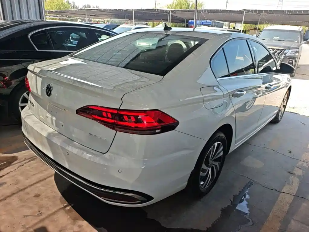 Volkswagen Bora — миниатюра 7