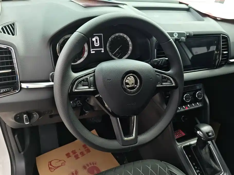 Skoda Karoq — миниатюра 15