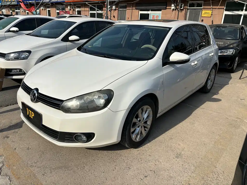 Купить Volkswagen Golf