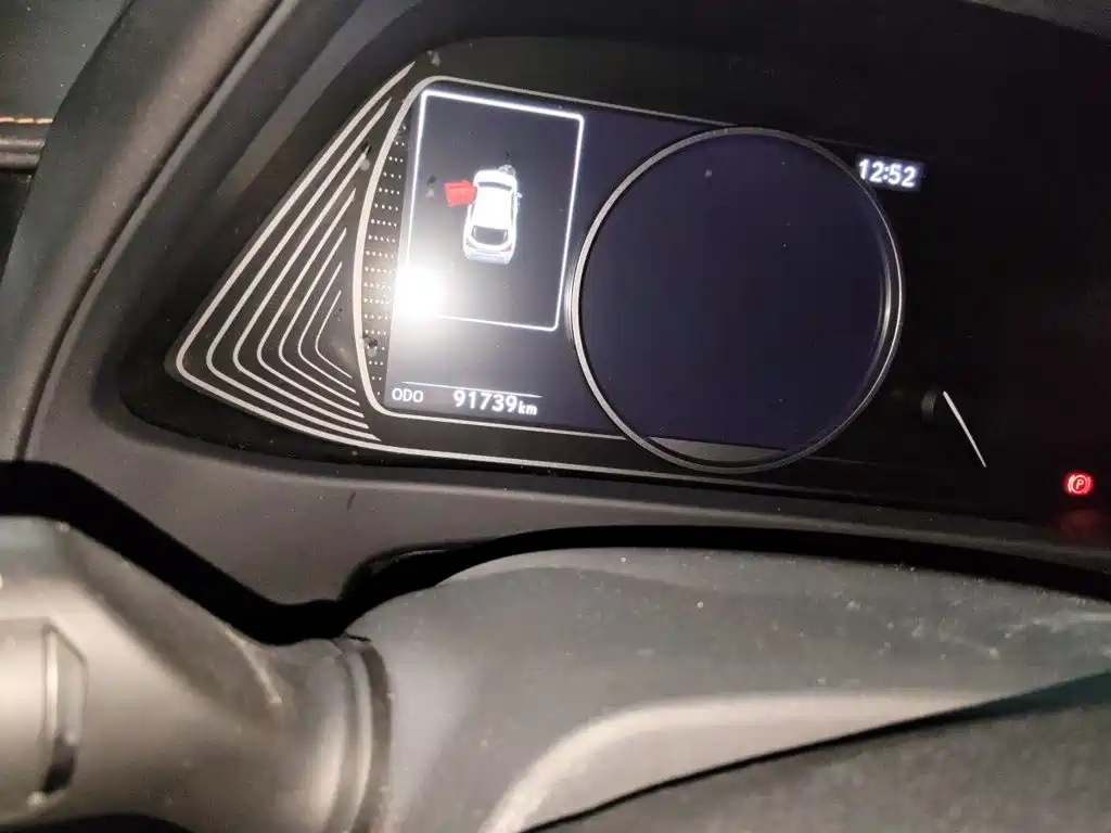 Lexus UX New Energy — миниатюра 5
