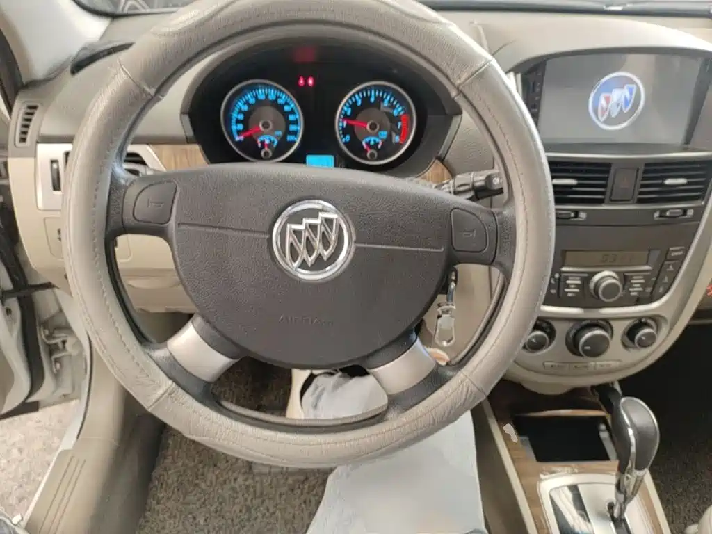 Buick Excelle — миниатюра 11