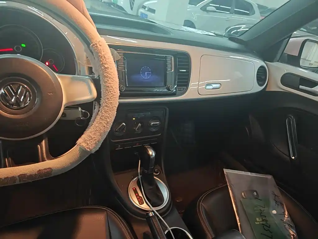 Volkswagen Beetle — миниатюра 12