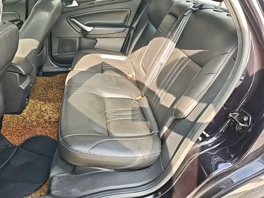 Ford Mondeo — миниатюра 22