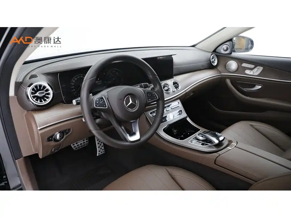 Mercedes-Benz E-Class — миниатюра 6