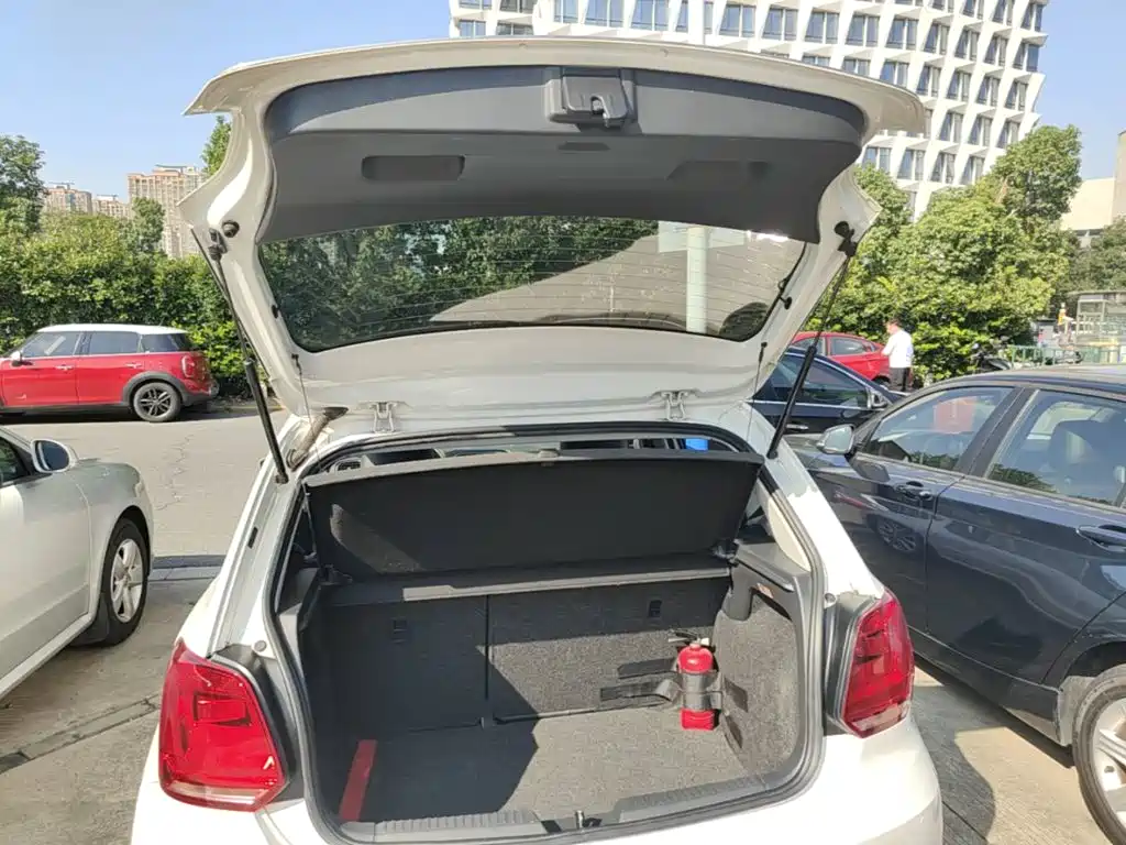 Volkswagen Polo — миниатюра 19