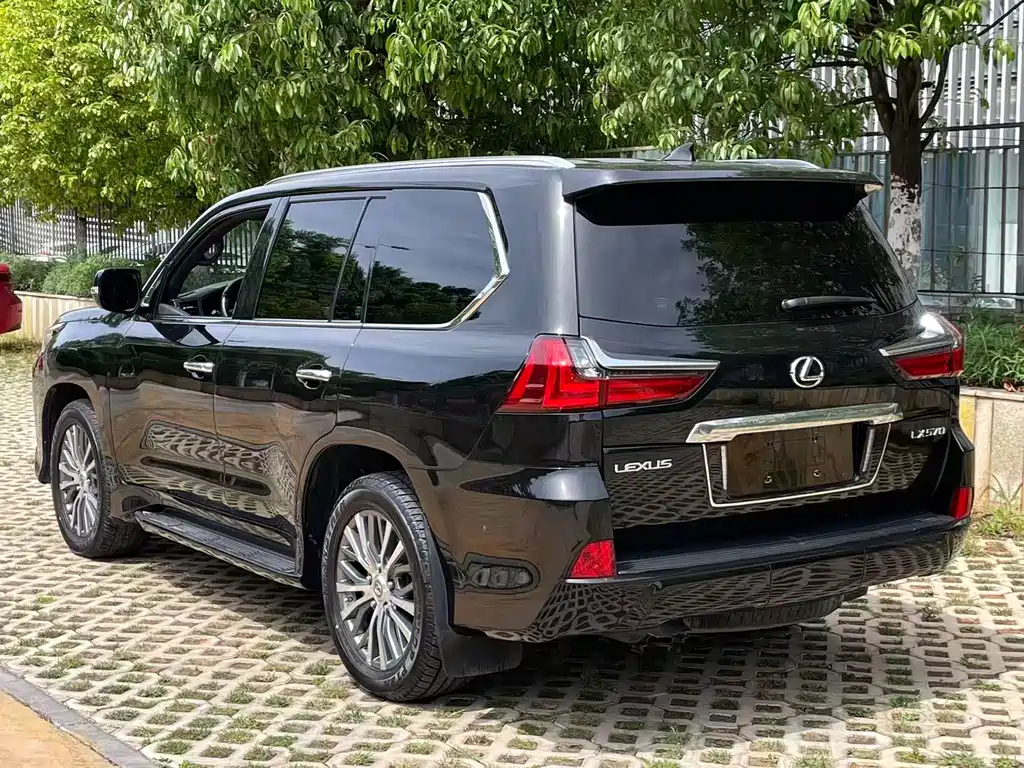 Lexus LX 2017 570 Luxury