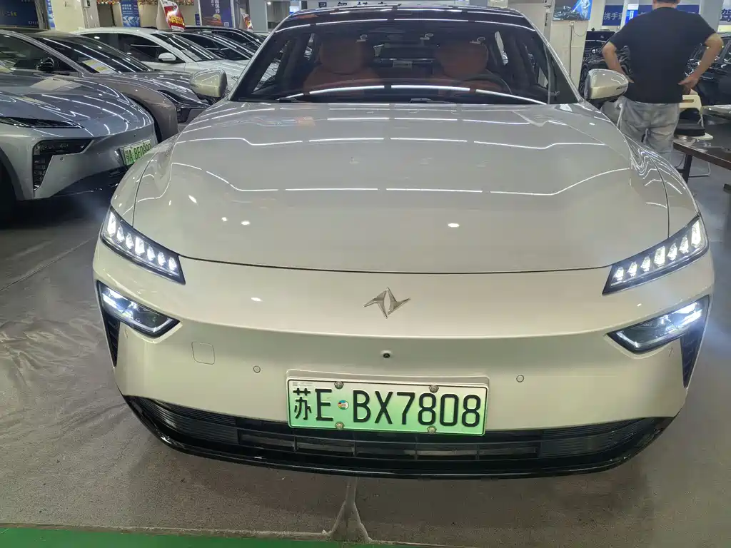 Dongfeng eπ007 2025 565 Max