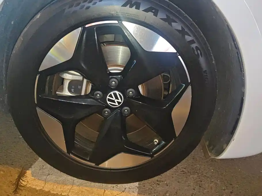 Volkswagen ID.3 — миниатюра 6