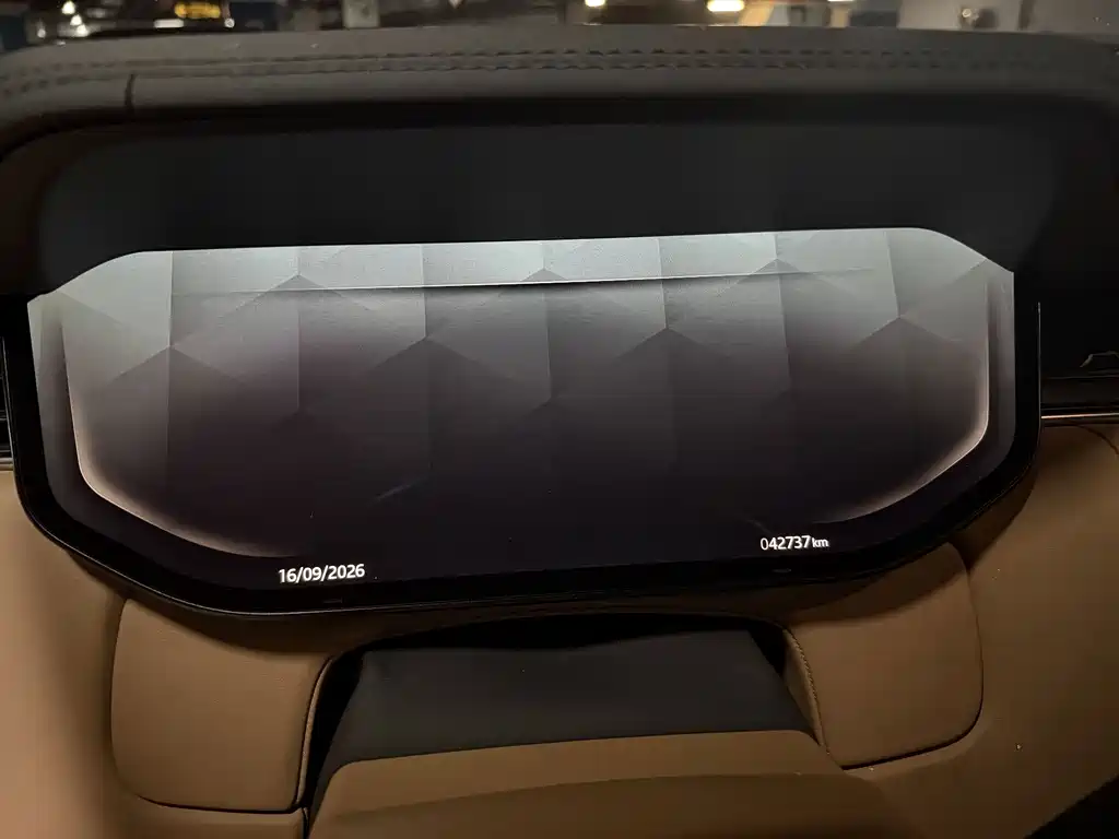 Land Rover Range Rover — миниатюра 8