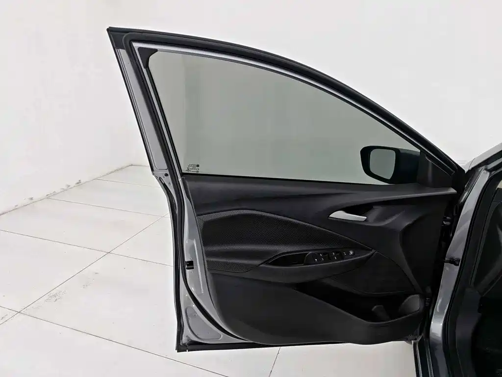 Chevrolet Cavalier — миниатюра 19
