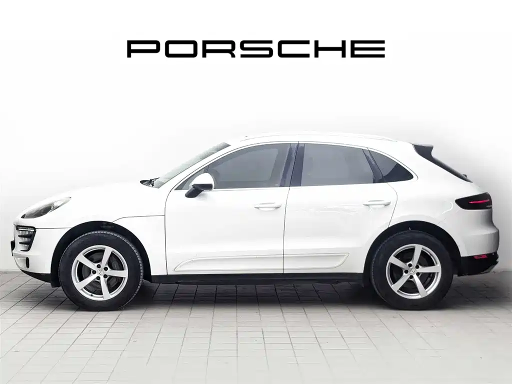 Porsche Macan — миниатюра 7