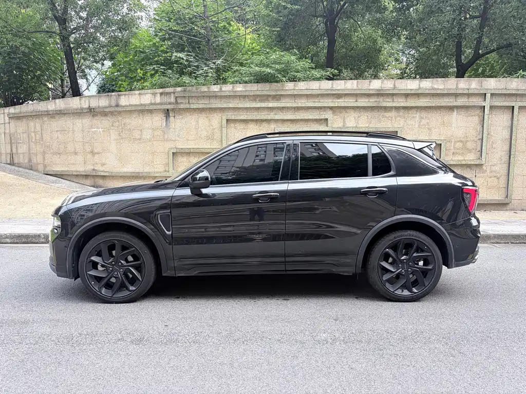 Lynk & Co 01 — миниатюра 7