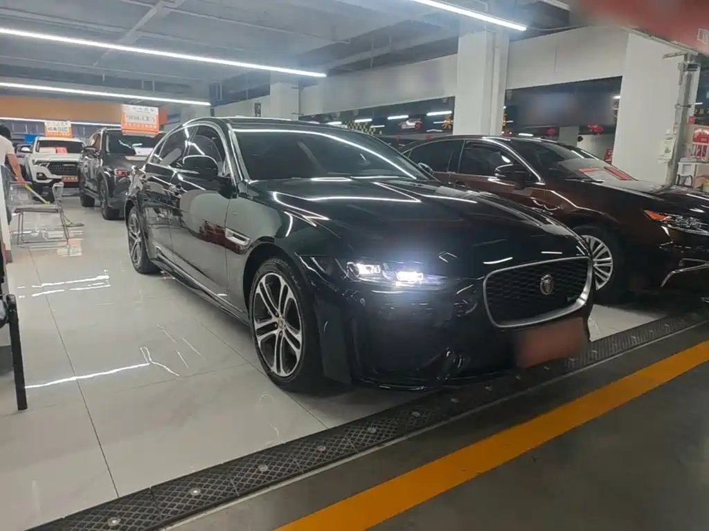 Jaguar XEL — миниатюра 4