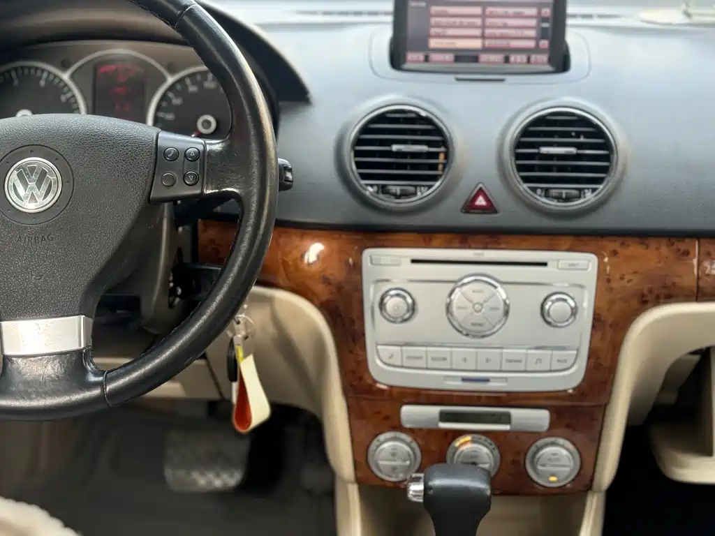 Volkswagen Lavida — миниатюра 4