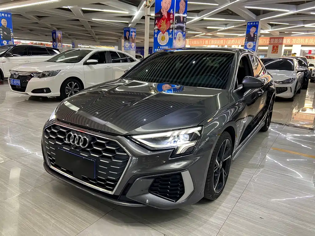 Купить Audi A3