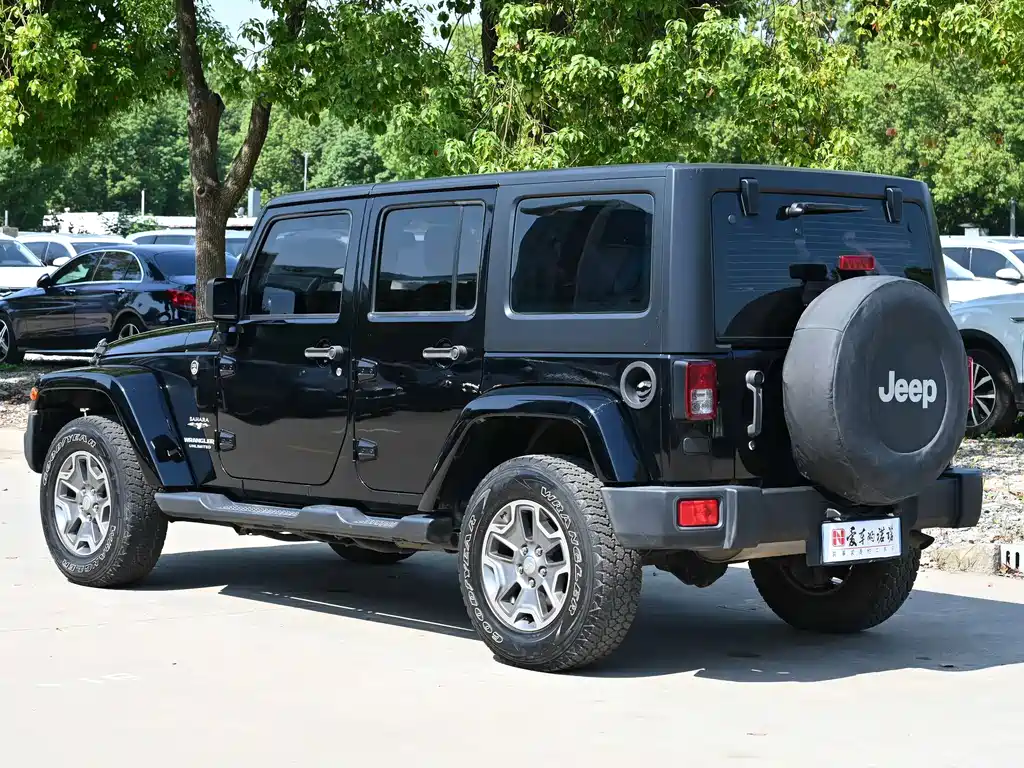 Jeep Wrangler — миниатюра 3