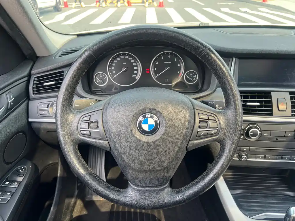 BMW X3 (Import) — миниатюра 13