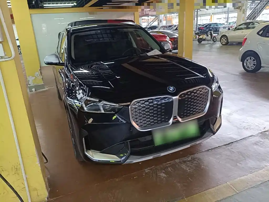 BMW iX1 — миниатюра 4
